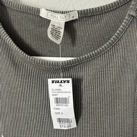 NWT Tilly’s Tank Top - Picture 4 of 4